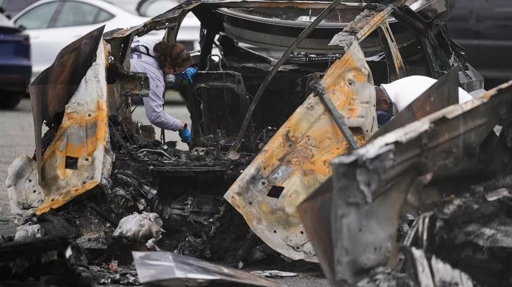 A destroyed piece of shit known as a "cybertruck."