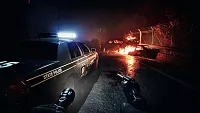 Click image for larger version

Name:	S5 - Cop Car Gameplay_3840X2160_300dpi.webp
Views:	251
Size:	245.9 KB
ID:	3532532