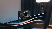 Click image for larger version

Name:	Facecam_4K_Lifestyle_Shot_07.webp
Views:	119
Size:	140.8 KB
ID:	3539123