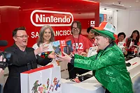 Click image for larger version

Name:	2_NintendoSwitch2_Launch.webp
Views:	143
Size:	233.0 KB
ID:	3538049