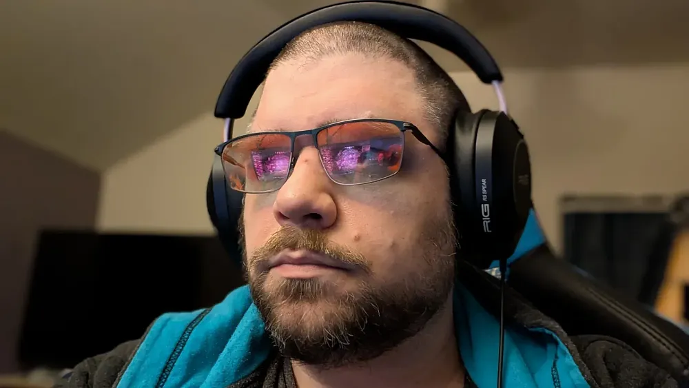 A photo of me wearing the RIG R5 MAX HD headset.